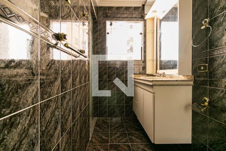Casa para alugar com 150m², 2 quartos e 5 vagas Casa para alugar com 150m², 2 quartos e 5 vagasBanheiro da Suíte 1