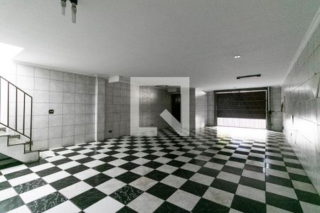 Casa para alugar com 150m², 2 quartos e 5 vagas Casa para alugar com 150m², 2 quartos e 5 vagasGaragem / Área de Serviço