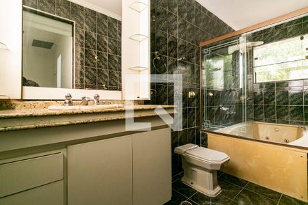Casa para alugar com 150m², 2 quartos e 5 vagas Casa para alugar com 150m², 2 quartos e 5 vagasBanheiro da Suíte 1