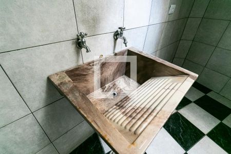 Casa para alugar com 150m², 2 quartos e 5 vagas Casa para alugar com 150m², 2 quartos e 5 vagasGaragem / Área de Serviço