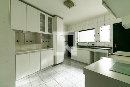 Casa para alugar com 150m², 2 quartos e 5 vagas Casa para alugar com 150m², 2 quartos e 5 vagasCozinha