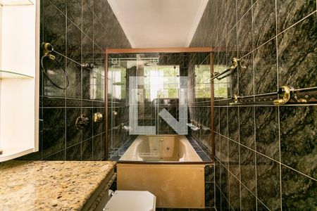 Casa para alugar com 150m², 2 quartos e 5 vagas Casa para alugar com 150m², 2 quartos e 5 vagasBanheiro da Suíte 1