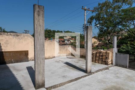 Casa à venda com 331m², 4 quartos e 2 vagasQuintal