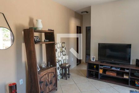 Sala de casa à venda com 4 quartos, 331m² em Serra Grande, Niterói