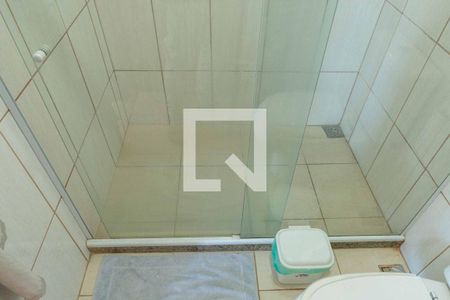 Casa à venda com 331m², 4 quartos e 2 vagasBanheiro da Suíte 1