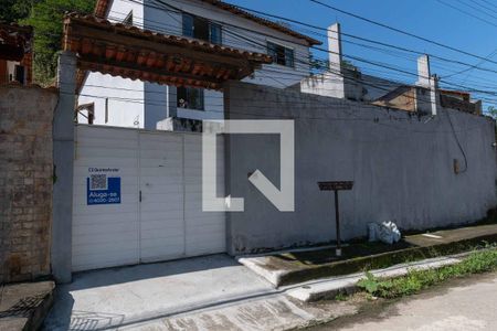 Casa à venda com 331m², 4 quartos e 2 vagasFachada