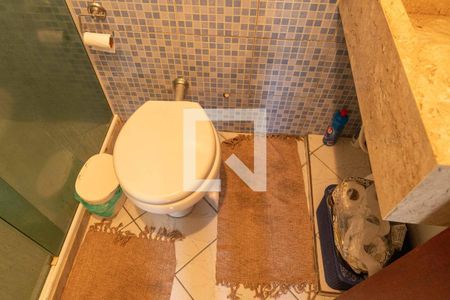 Casa à venda com 331m², 4 quartos e 2 vagasBanheiro Social