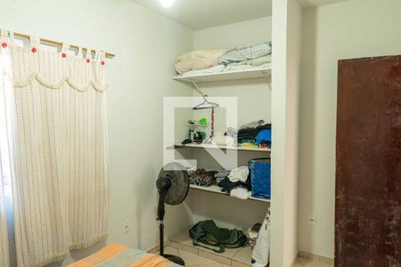 Casa à venda com 331m², 4 quartos e 2 vagasQuarto 2