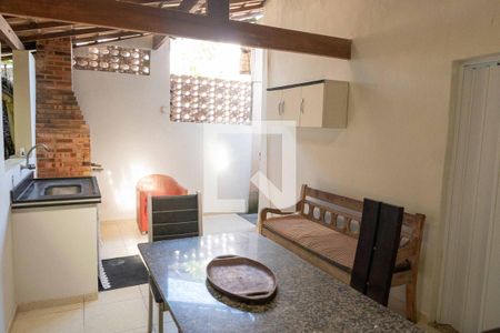 Casa à venda com 331m², 4 quartos e 2 vagasVaranda gourmet