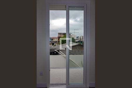 Casa à venda com 125m², 3 quartos e 2 vagasSacada Quarto 2