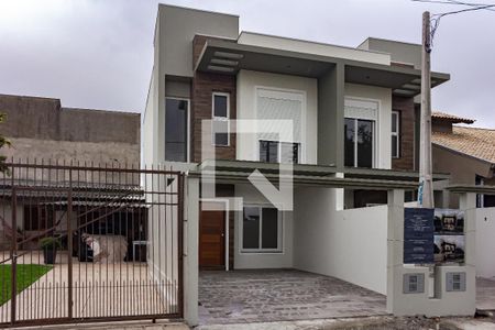 Casa à venda com 125m², 3 quartos e 2 vagasFachada