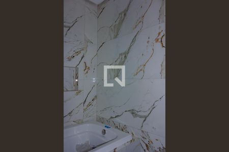 Casa à venda com 125m², 3 quartos e 2 vagasBanheiro da Suíte