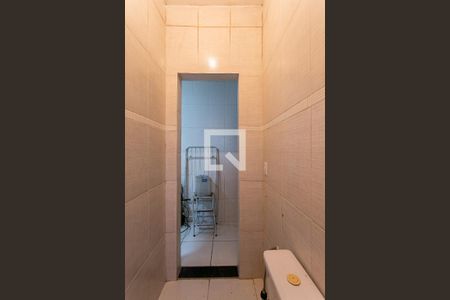 Casa à venda com 450m², 3 quartos e 2 vagasBanheiro de Serviço