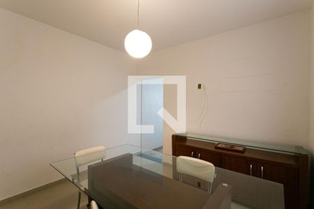 Casa à venda com 450m², 3 quartos e 2 vagasCopa