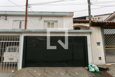 Casa à venda com 450m², 3 quartos e 2 vagasFachada