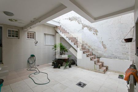 Casa à venda com 450m², 3 quartos e 2 vagasQuintal