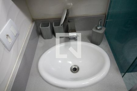 Apartamento para alugar com 58m², 2 quartos e 1 vagaBanheiro - Torneira