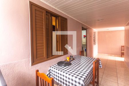 Casa à venda com 169m², 3 quartos e 3 vagasQuintal