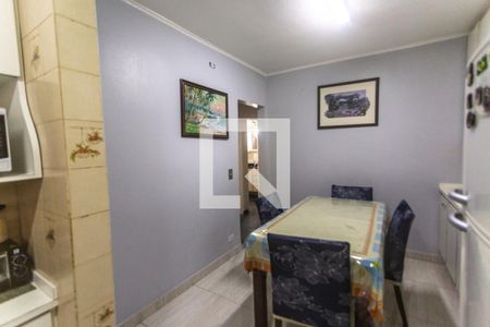 Casa à venda com 169m², 3 quartos e 3 vagasCozinha