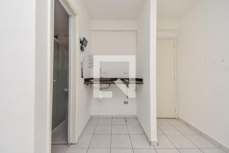 Cozinha de apartamento para alugar com 1 quarto, 30m² em Bela Vista, São Paulo
