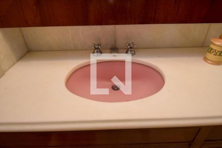 Apartamento à venda com 465m², 4 quartos e 2 vagasBanheiro Social