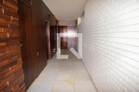 Apartamento à venda com 465m², 4 quartos e 2 vagasCorredor