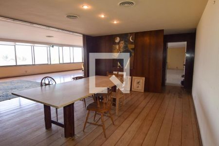 Apartamento à venda com 465m², 4 quartos e 2 vagasSala de Jantar