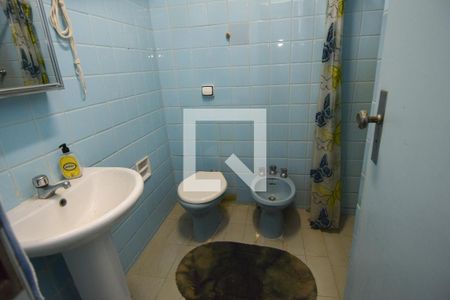 Apartamento à venda com 465m², 4 quartos e 2 vagasBanheiro de Serviço