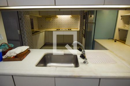 Apartamento à venda com 465m², 4 quartos e 2 vagasCozinha