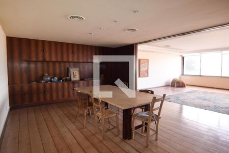 Apartamento à venda com 465m², 4 quartos e 2 vagasSala de Jantar