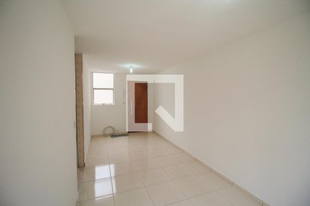 Sala de apartamento para alugar com 2 quartos, 59m² em Conjunto Residencial José Bonifácio, São Paulo