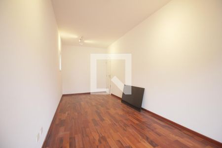 Casa de condomínio à venda com 300m², 3 quartos e 2 vagasQuarto 2