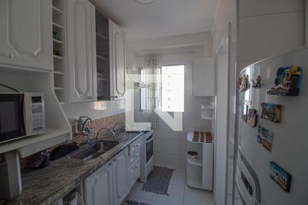 cozinha de apartamento para alugar com 2 quartos, 67m² em Cidade Monções, São Paulo