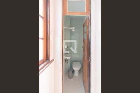 Apartamento para alugar com 70m², 2 quartos e sem vagaBanheiro de Serviço