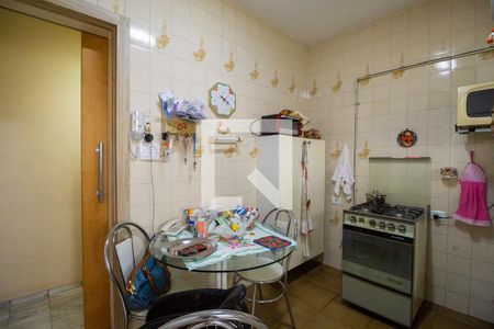 Apartamento à venda com 85m², 2 quartos e 1 vaga Apartamento à venda com 85m², 2 quartos e 1 vagaCozinha