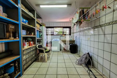 Casa à venda com 320m², 6 quartos e 5 vagas Área de Serviço