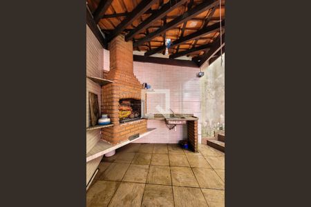 Casa à venda com 320m², 6 quartos e 5 vagasChurrasqueira