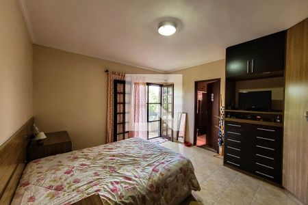 Casa à venda com 320m², 6 quartos e 5 vagasSuíte 3