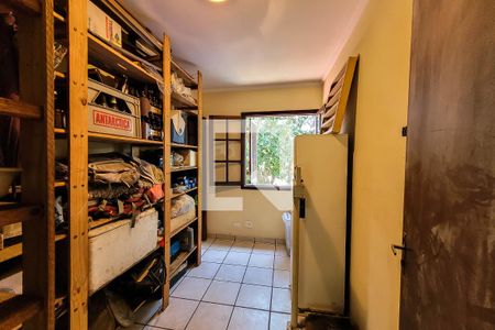 Casa à venda com 320m², 6 quartos e 5 vagasQuarto de Serviço