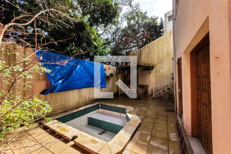 Casa à venda com 320m², 6 quartos e 5 vagasArea de lazer