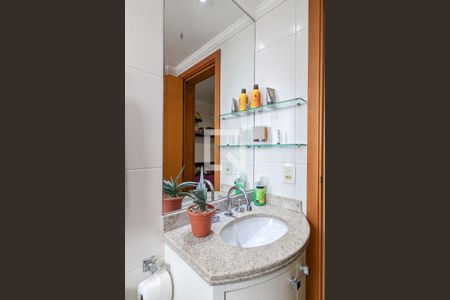 Apartamento à venda com 159m², 3 quartos e 3 vagasBanheiro da suíte 1