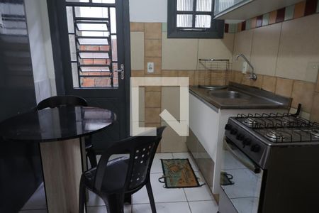 Sala/Cozinha de casa para alugar com 1 quarto, 30m² em Vargem do Bom Jesus, Florianópolis