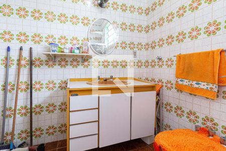 Casa à venda com 105m², 3 quartos e 5 vagas Casa à venda com 105m², 3 quartos e 5 vagasBanheiro da suíte