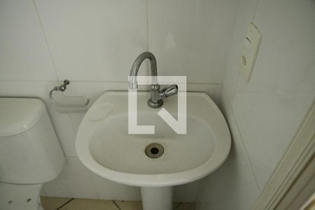 Apartamento para alugar com 65m², 2 quartos e sem vaga Apartamento para alugar com 65m², 2 quartos e sem vagaBanheiro
