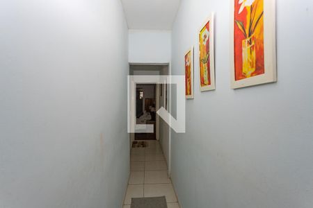 Corredor de casa para alugar com 3 quartos, 73m² em Vila Patrimonial, São Paulo