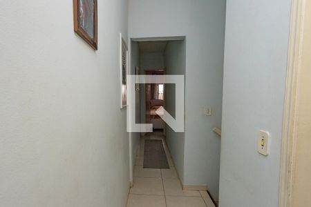 Corredor de casa para alugar com 3 quartos, 73m² em Vila Patrimonial, São Paulo