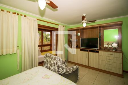 Casa à venda com 360m², 3 quartos e 2 vagasSuíte