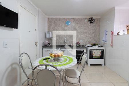 Apartamento à venda com 108m², 2 quartos e 1 vagaCozinha