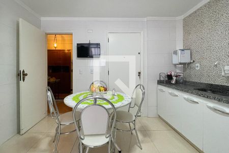 Apartamento à venda com 108m², 2 quartos e 1 vagaCozinha