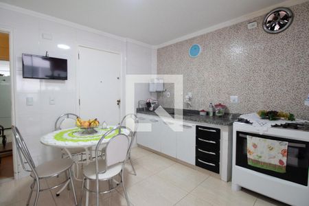 Apartamento à venda com 108m², 2 quartos e 1 vagaCozinha